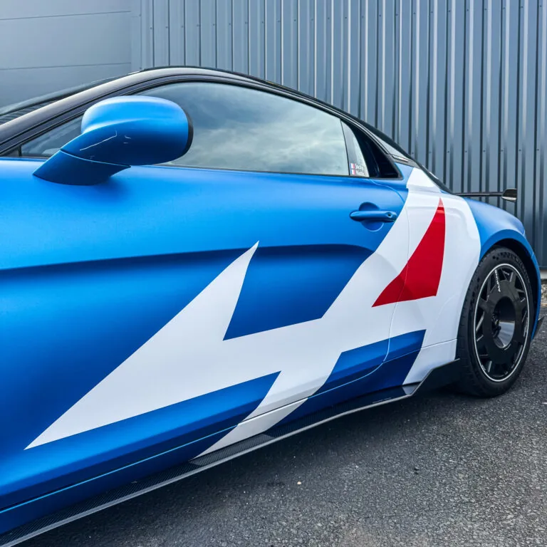 Alpine A110 R : protection PPF et décoration personnalisée réalisées par ADA