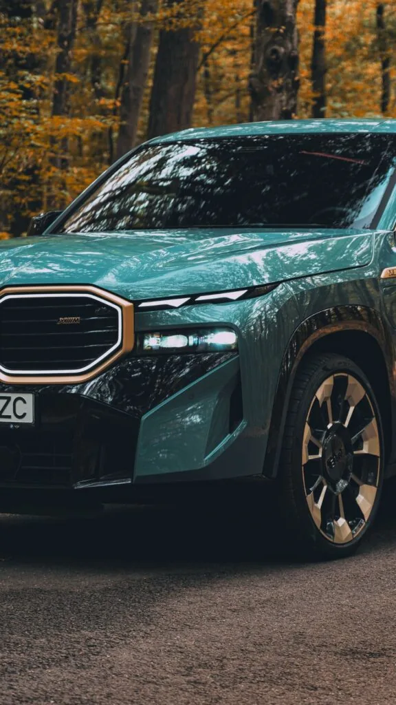 BMW XM protégée avec un film PPF carrosserie par ADA Signalétique à Clermont-Ferrand